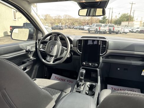 Used 2024 Ford Ranger XLT w/ FX4 Off-Road Package image 15