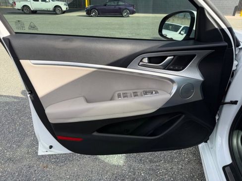 Used 2023 Genesis G70 2.0T w/ Sport Prestige Package image 18