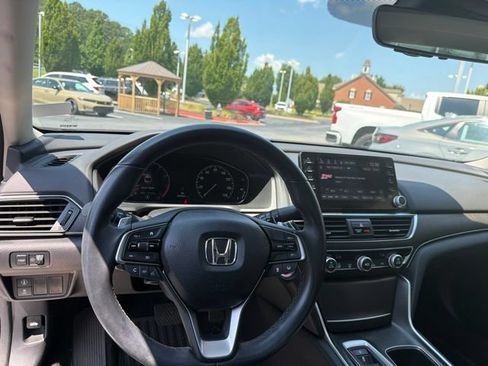 Used 2018 Honda Accord EX-L image 20