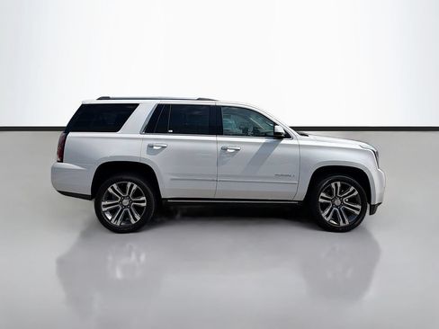 Used 2018 GMC Yukon Denali w/ Denali Ultimate Package AWD/4WD image 4