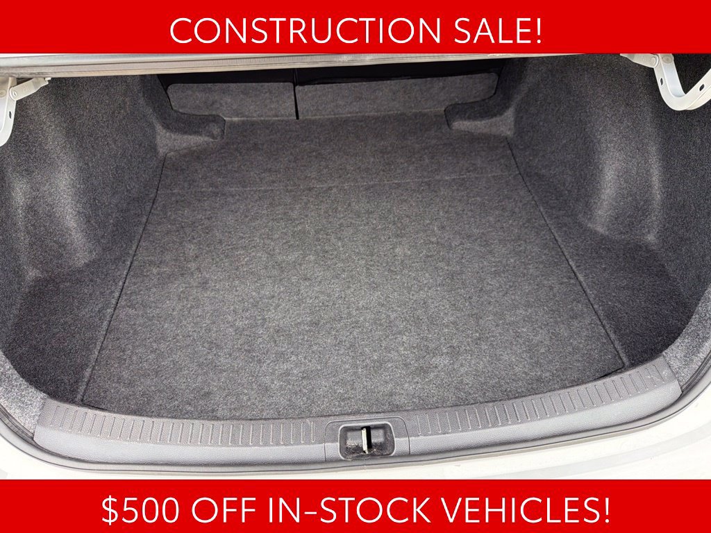 Used 2026 Toyota Corolla LE FWD image 22