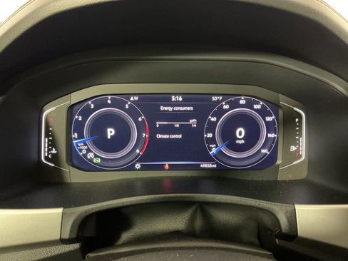 Used 2023 Volkswagen Atlas Cross Sport SE image 11