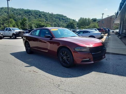 Used 2021 Dodge Charger SXT w/ Blacktop Package AWD/4WD image 2