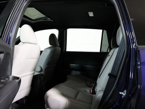 Used 2023 Honda Passport EX-L image 14