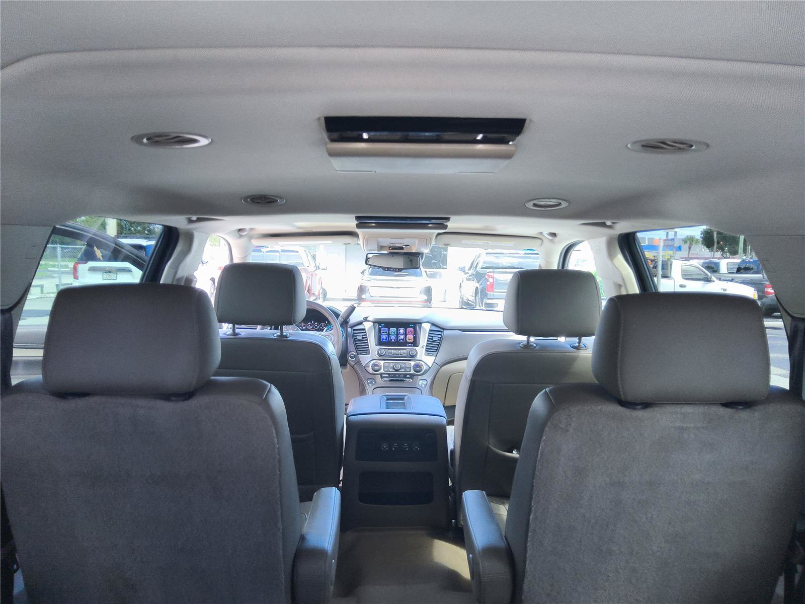 Used 2017 Chevrolet Suburban Premier AWD/4WD image 27