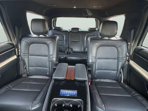 Certified 2024 Lincoln Navigator Reserve AWD/4WD image 27
