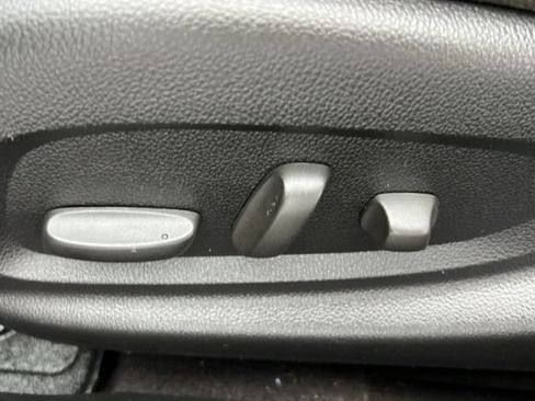 Used 2014 Chevrolet SS RWD image 15
