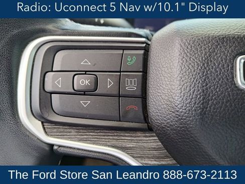 Used 2022 Jeep Wagoneer Series III w/ Premium Group I AWD/4WD image 26
