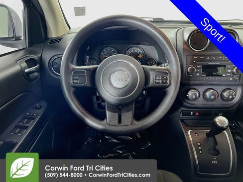 Used 2017 Jeep Compass Sport w/ Power Value Group AWD/4WD image 22