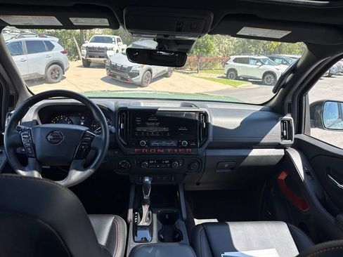Used 2025 Nissan Frontier PRO-4X w/ Pro Premium Package AWD/4WD image 21