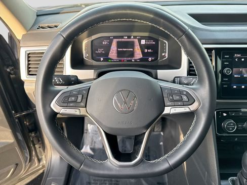 Used 2023 Volkswagen Atlas SEL AWD/4WD image 29