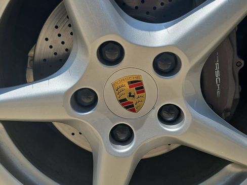 Used 2008 Porsche 911 Carrera RWD image 25