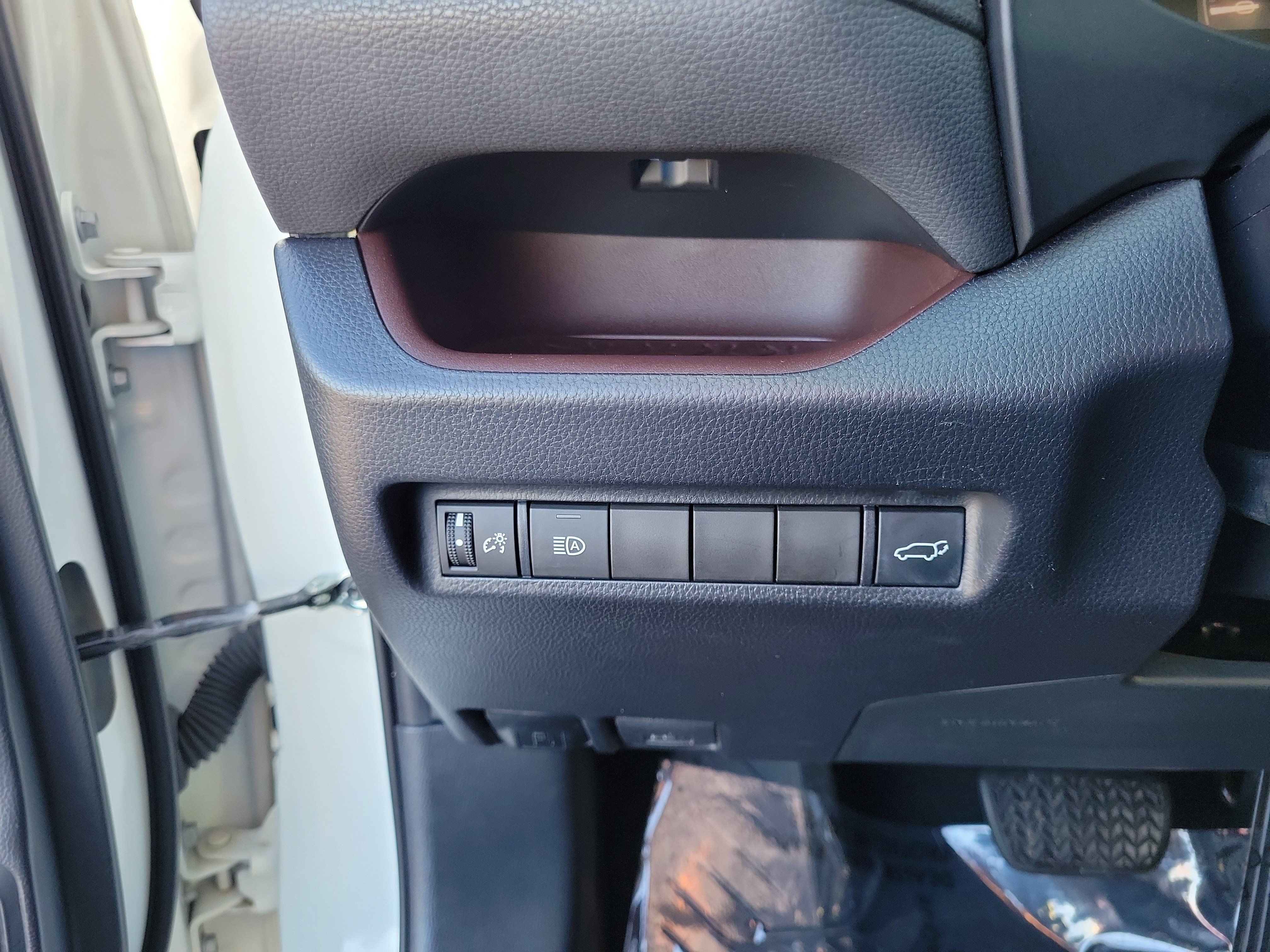 Used 2019 Toyota RAV4 Limited w/ All Weather Liner Package AWD/4WD image 20