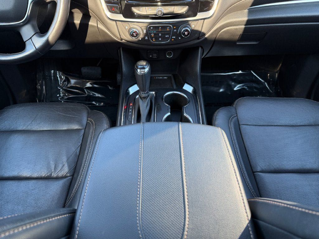 Used 2020 Chevrolet Traverse Premier AWD/4WD image 13