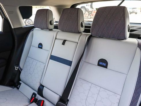 Used 2025 MINI Cooper Countryman S image 18
