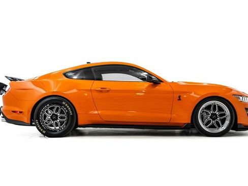 Used 2021 Ford Mustang Shelby GT500 w/ Technology Package image 5