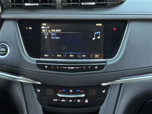 Used 2019 Cadillac XT5 Luxury image 16