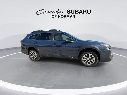 Certified 2025 Subaru Outback Premium image 9