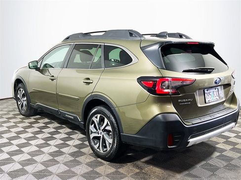 Used 2020 Subaru Outback Limited image 6