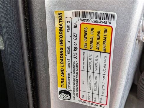 Used 2016 Ford Escape SE FWD image 17