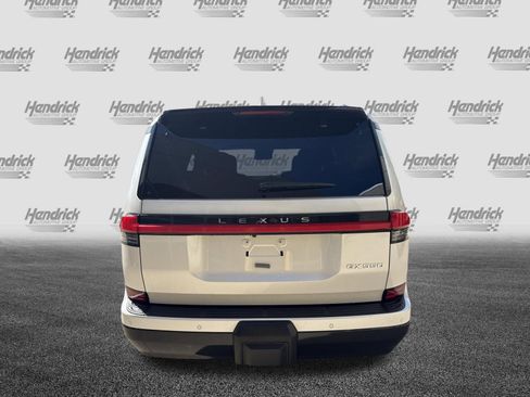 Certified 2025 Lexus GX 550 w/ Cold Area Package AWD/4WD image 9