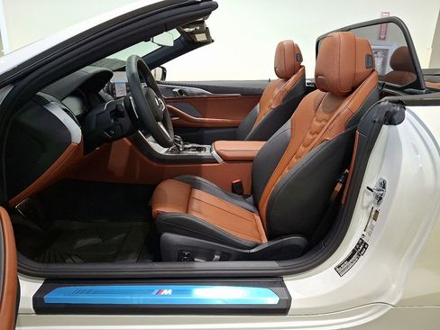 New 2026 BMW 840i xDrive Convertible w/ Comfort Seating Package AWD/4WD image 9