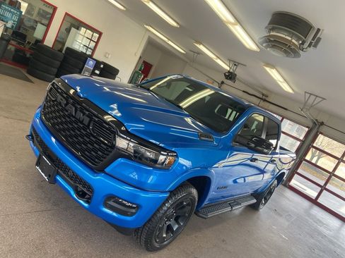 New 2026 RAM 1500 4x4 Crew Cab image 4