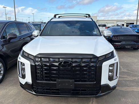 Used 2025 Hyundai Palisade Calligraphy AWD/4WD image 2