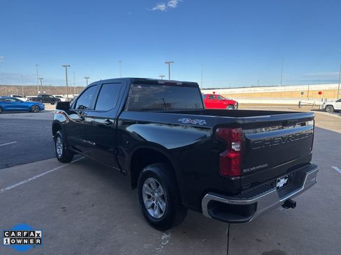 Used 2025 Chevrolet Silverado 1500 LT AWD/4WD image 5