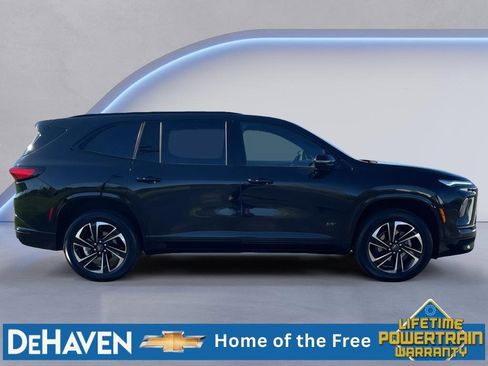 Used 2025 Buick Enclave Sport Touring FWD image 7