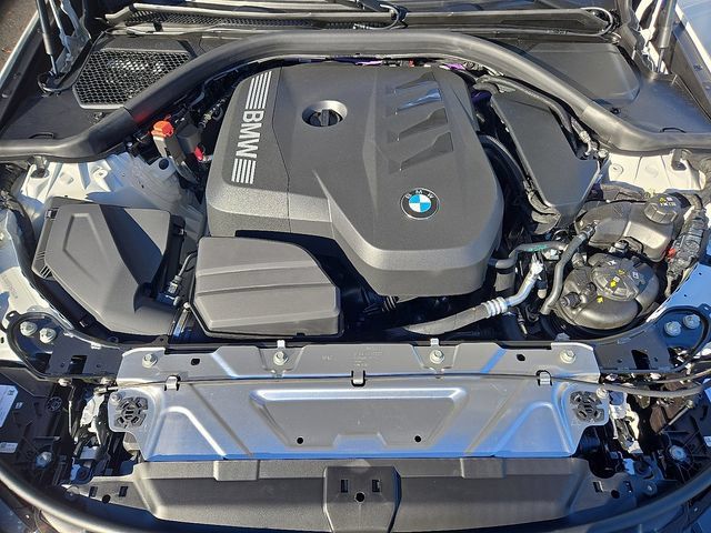 Used 2026 BMW 330i xDrive Sedan w/ Premium Package AWD/4WD image 14