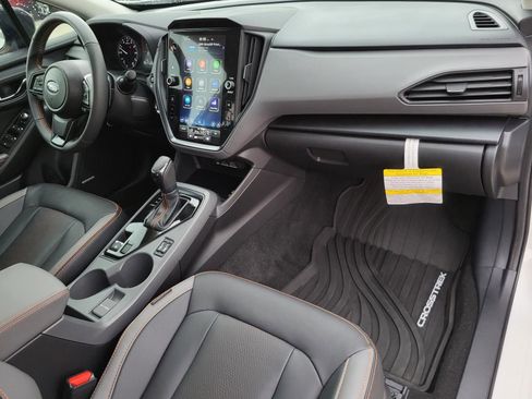 Used 2024 Subaru Crosstrek 2.5i Limited AWD/4WD image 8