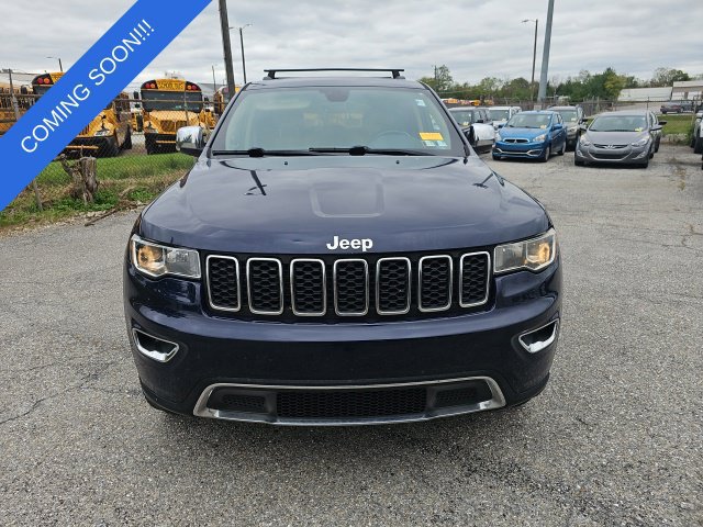Used 2017 Jeep Grand Cherokee Limited AWD/4WD image 9