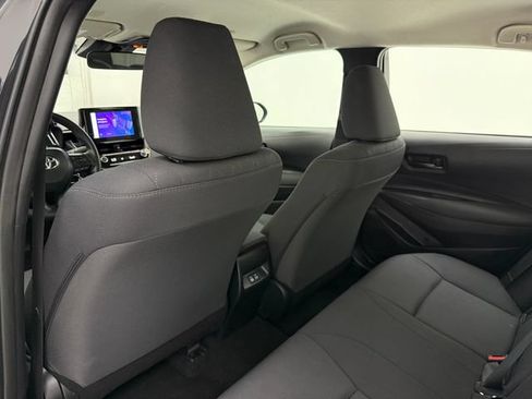 Used 2025 Toyota Corolla LE FWD image 30