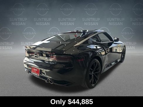 Used 2024 Nissan Z Performance w/ Floor Mat Package image 4