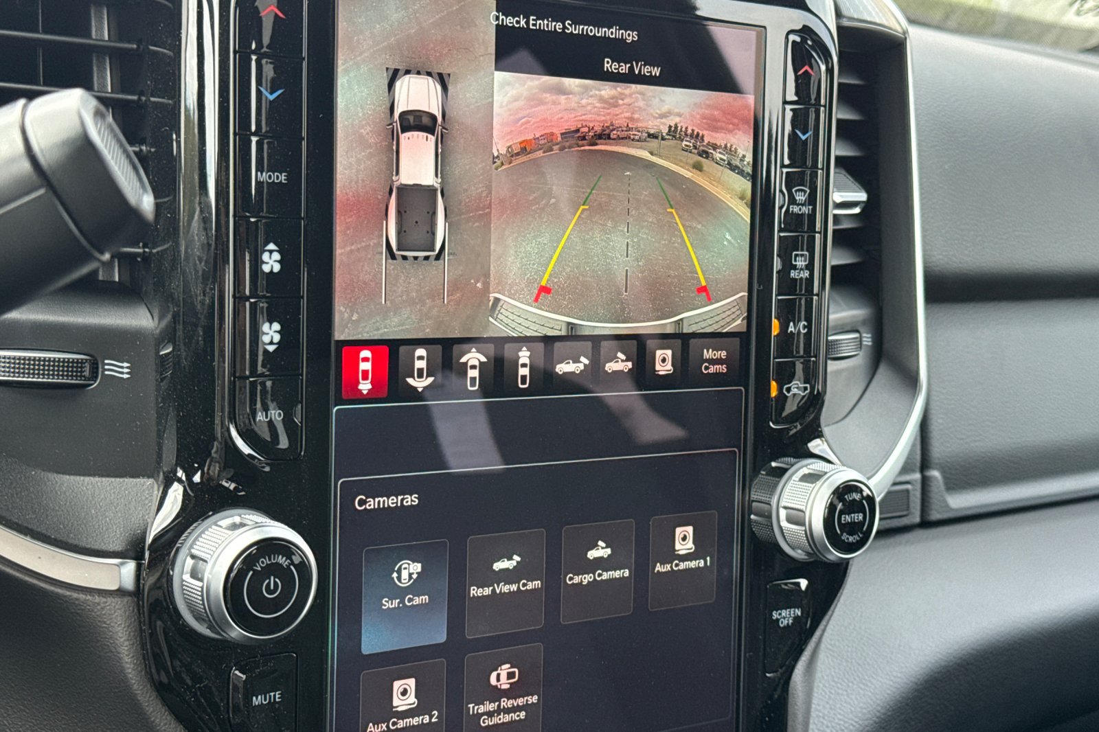 New 2027 RAM 3500 Big Horn AWD/4WD image 18