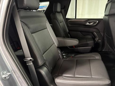 Certified 2022 Chevrolet Tahoe LT w/ Luxury Package AWD/4WD image 19