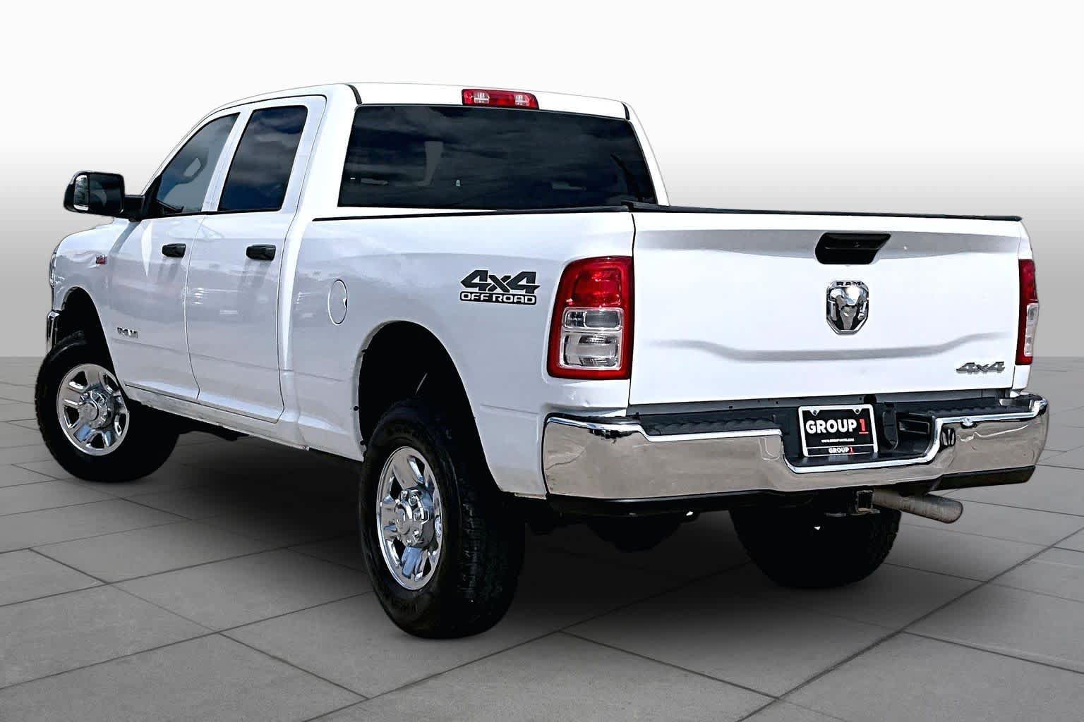 Used 2022 RAM 2500 Tradesman w/ Chrome Appearance Group AWD/4WD image 12