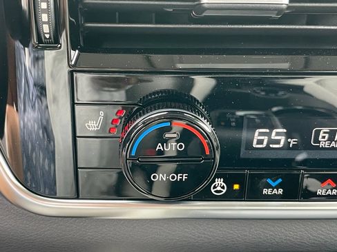 Certified 2023 Nissan Rogue SL w/ SL Premium Package AWD/4WD image 20