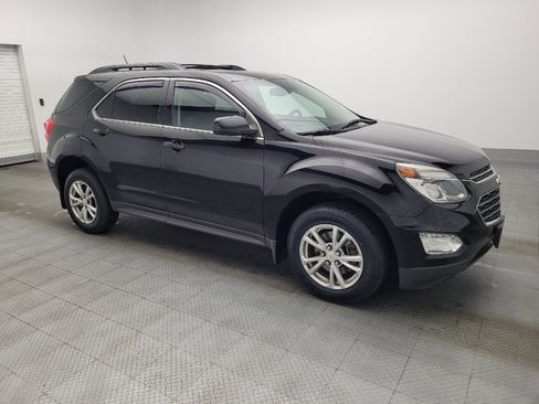 Used 2017 Chevrolet Equinox LT w/ Convenience Package image 11