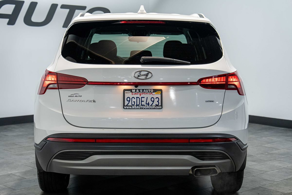 Used 2023 Hyundai Santa Fe SE w/ Cargo Package AWD/4WD image 5