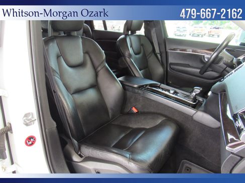 Used 2017 Volvo XC90 T6 Momentum w/ Vision Package AWD/4WD image 34