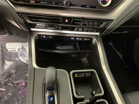 Used 2024 Lexus TX 500h AWD image 20
