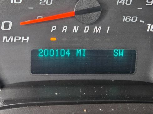 Used 2013 Chevrolet Express 3500 Extended image 17