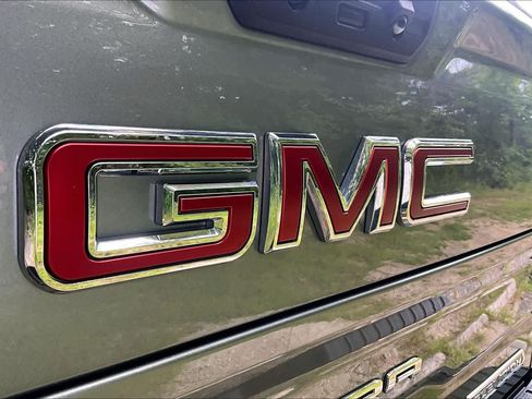 Used 2024 GMC Sierra 1500 Elevation AWD/4WD image 29