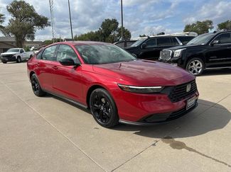 New 2025 Honda Accord SE image 1