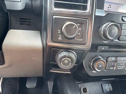 Used 2016 Ford F150 XLT w/ Equipment Group 302A Luxury AWD/4WD image 18