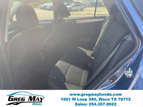 Used 2019 Subaru Outback 2.5i Premium AWD/4WD image 25