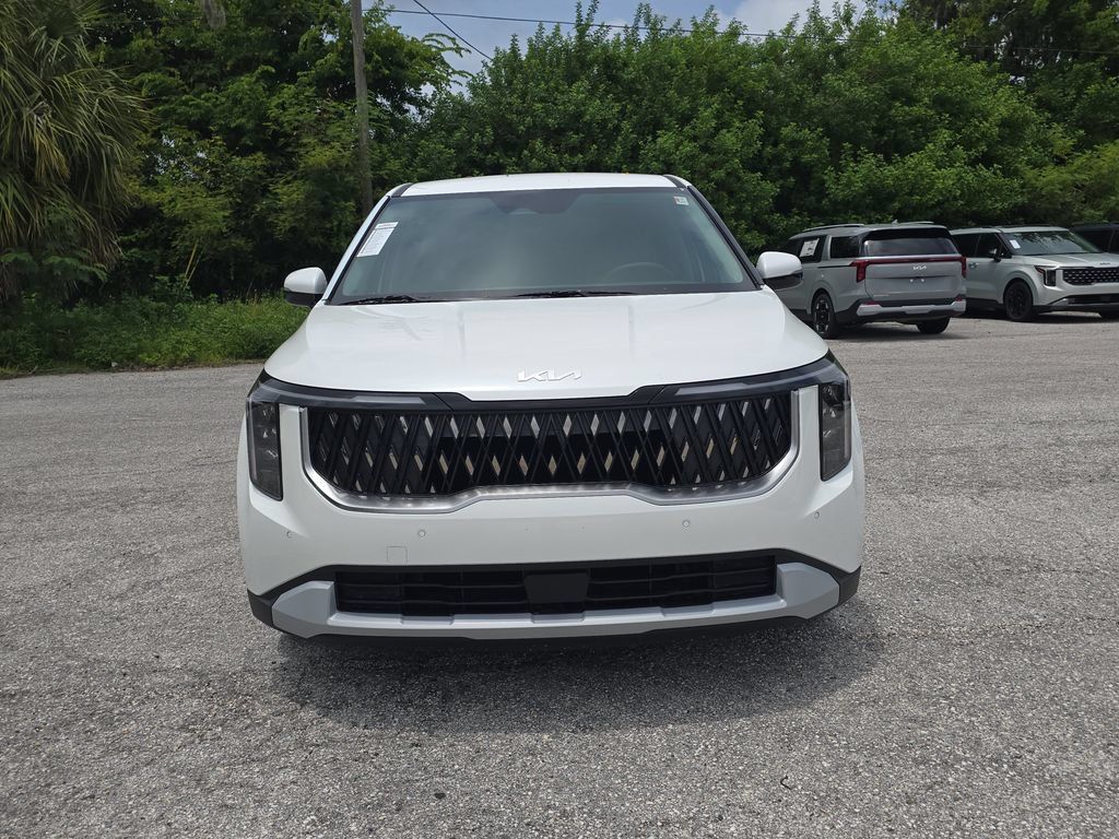 New 2027 Kia Carnival FWD image 3