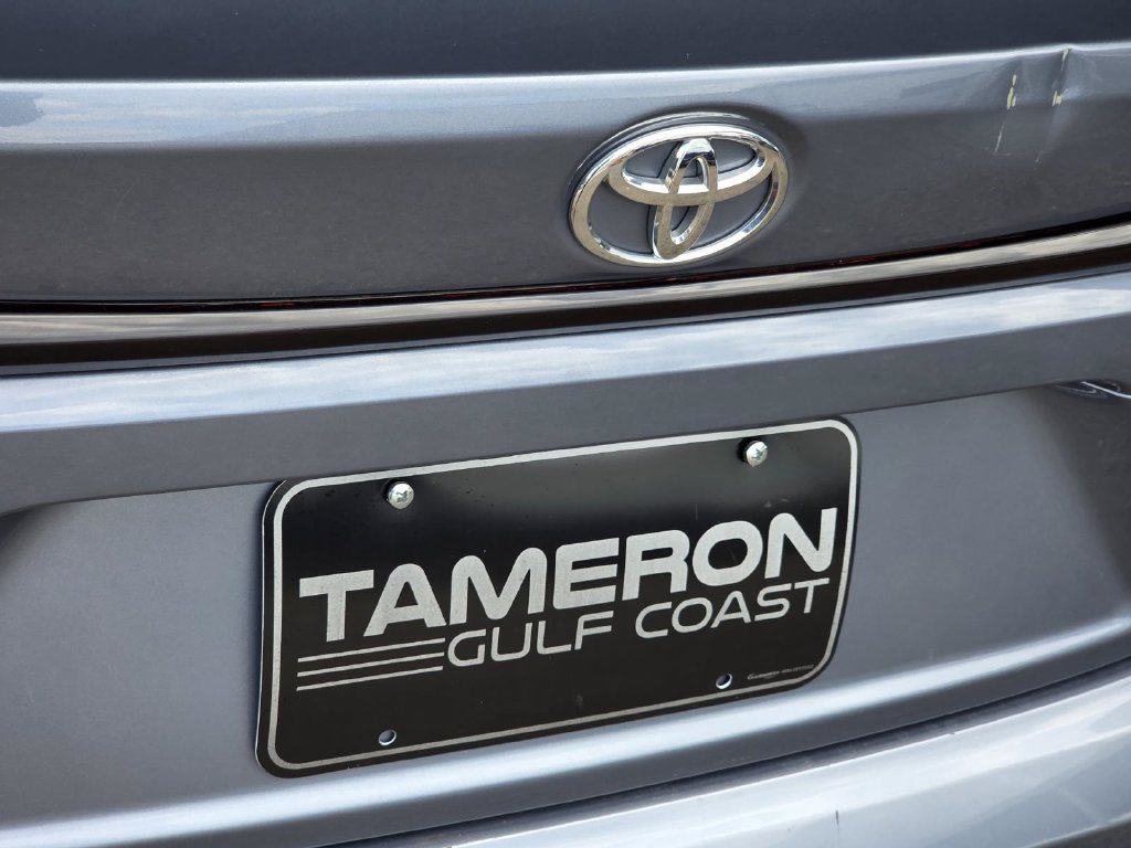 Used 2024 Toyota Corolla LE FWD image 21